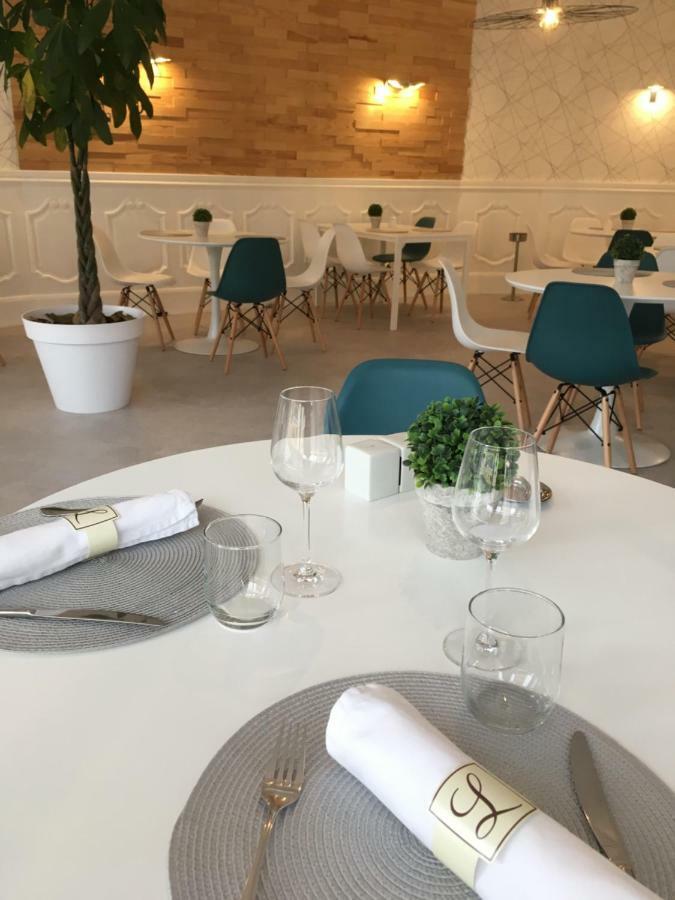 Hotel Aux Vendanges De Bourgogne Paray-le-Monial Kültér fotó